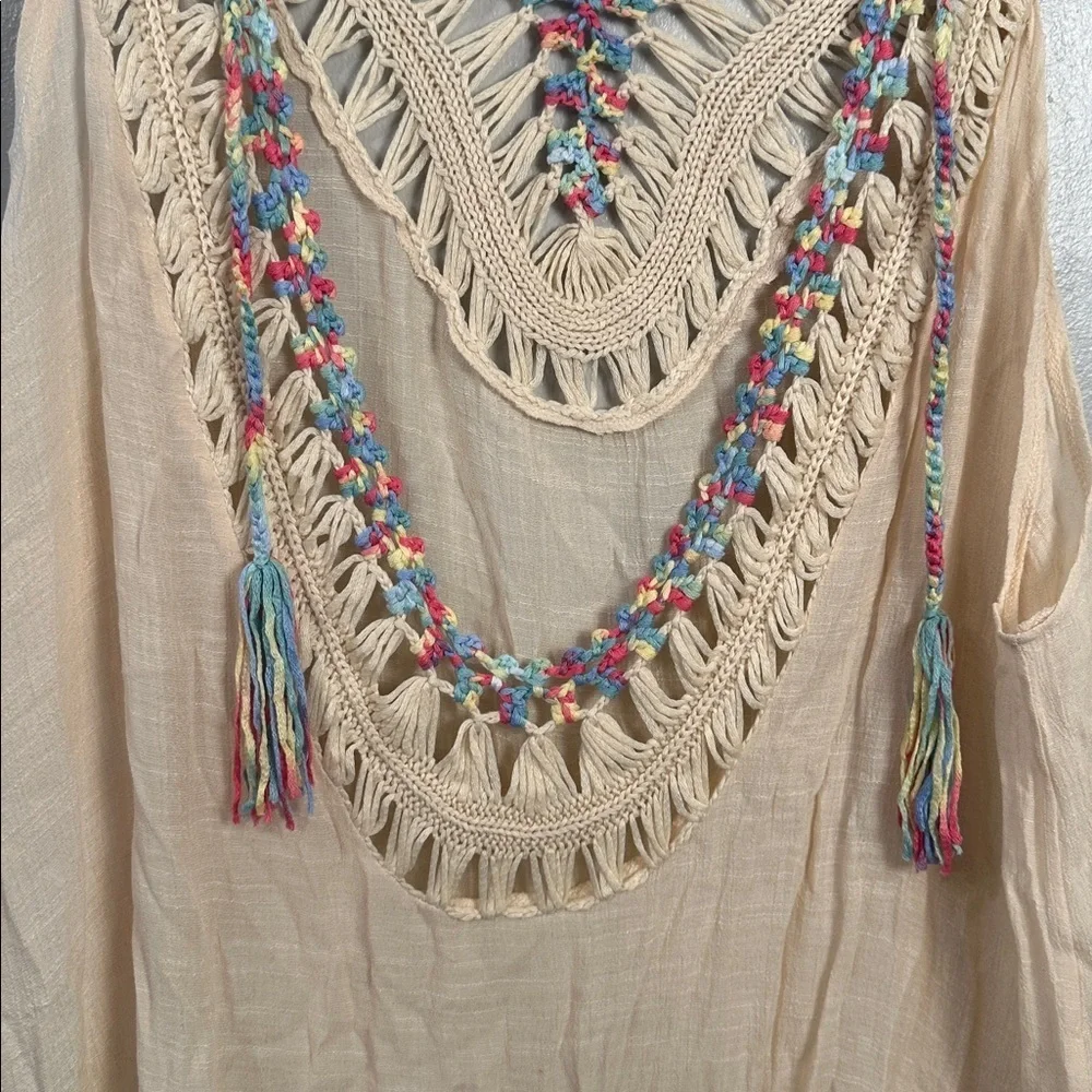 Boho Chic V-neck with crotchet and tassels Size XLarge